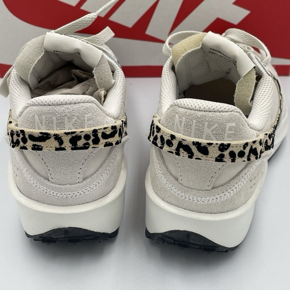 Nike Waffle Debut Womens Sneakers Cream Sesame Black Leopard Swoosh Size 6 NEW - Picture 4 of 7
